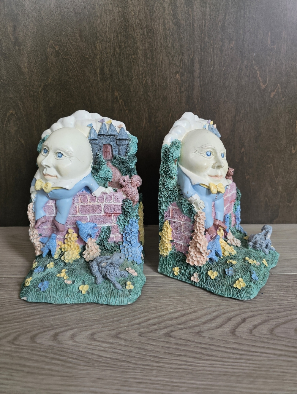 Vintage 90s Humpty Dumpty Nursery Rhyme Book‎ Ends
